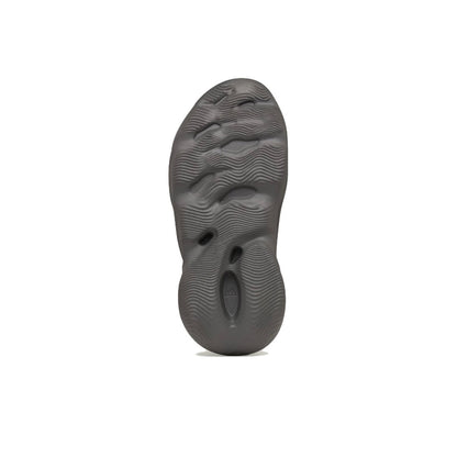 Yeezy Foam Runner Carbon