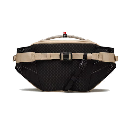 ON Sling Pack 9L Sand/Black